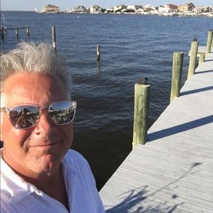 Meet your Posher, Gary